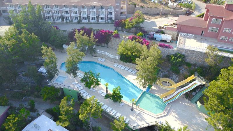 Larissa Hill Beach Hotel Конакли Екстер'єр фото